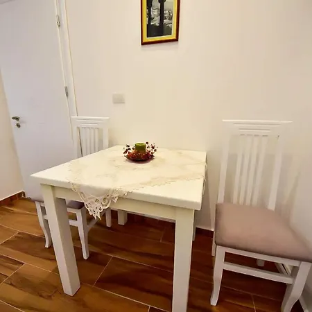 The Old Town Clock Hotel *