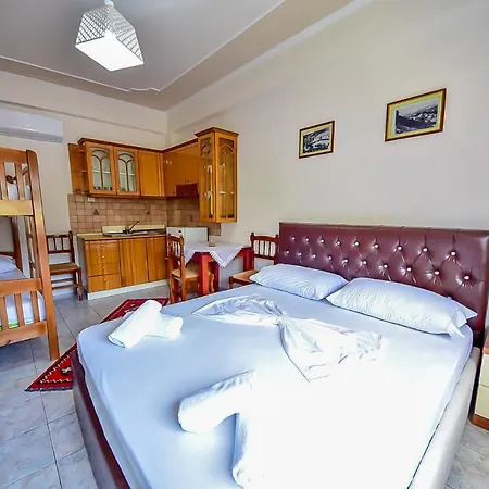 فندق The Old Town Clock *